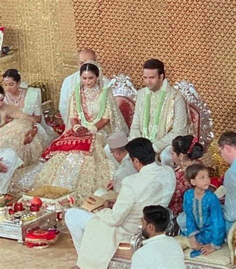 isha ambani married